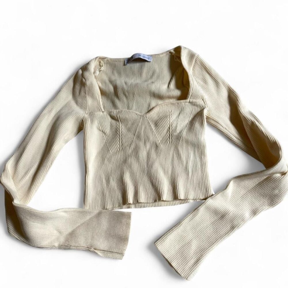 Zara Women's Cream and White Crop-top